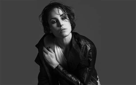 noomi rapace sexy|[60+] Noomi Rapace Wallpapers